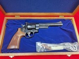 Smith & Wesson M29-10 .44 - 3 of 4