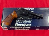 Smith & Wesson 29-3 .44 mag - 14 of 14