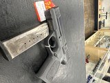 Smith&Wesson SD40 - 3 of 4