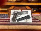 COLT GOVERNMENT 45 - 15 of 18