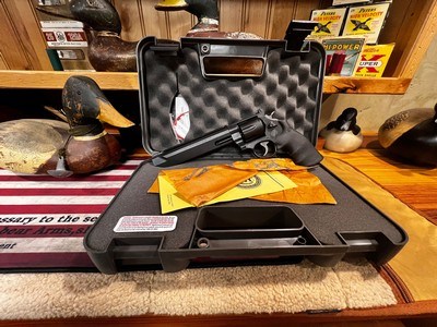 SMITH AND WESSON 44 MAG STEALTH - Image 9 of 9