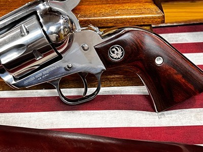 RUGER 45 COLT REVOLVER VAQUERO - Image 4 of 11