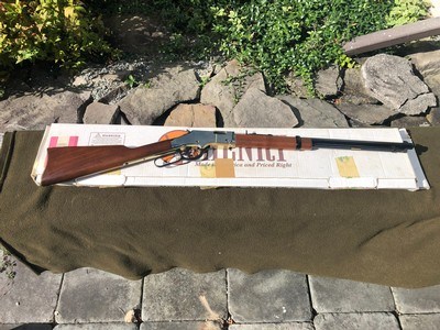 HENRY GOLDEN BOY LEVER ACTION .22 RIFLE WITH ORIGINAL BOX
