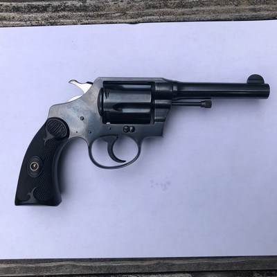 EARLY MODEL COLT POLICE POSITIVE .38special VG CONDITON - Image 1 of 15