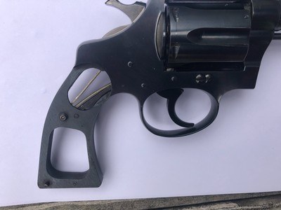 EARLY MODEL COLT POLICE POSITIVE .38special VG CONDITON - Image 13 of 15