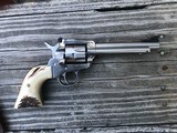 COWBOY SHOOTER RUGER STAINLESS STEEL NEW MODEL SINGLE SIX .22 .22MAG & EXTRAS - 3 of 13