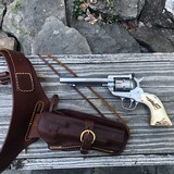COWBOY SHOOTER RUGER STAINLESS STEEL NEW MODEL SINGLE SIX .22 .22MAG & EXTRAS - 9 of 13
