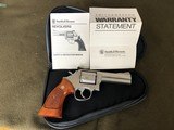 VINTAGE STAINLESS SMITH AND WESSON 686-3 .357 MAGNUM VG CONDITION - 1 of 12