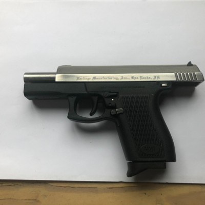 HERITAGE STEALTH C-4000 SEMI-AUTO PISTOL WITH CUSTOM HOLSTER - Image 5 of 10