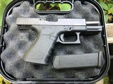 GLOCK G19 GEN 3 9MM VG CONDITION w/BRIGHT SIGHTS ORIGINAL BOX - Image 2 of 12