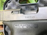 GLOCK G19 GEN 3 9MM VG CONDITION w/BRIGHT SIGHTS ORIGINAL BOX - Image 11 of 12
