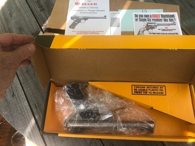RUGER STAINLESSMARK 2 TARGET PISTOL.22lr. w/ORIGINAL BOX AND PAPERWORK - Image 11 of 12