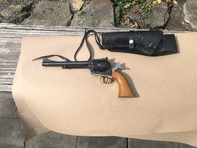 IVER JOHNSON UBERTI SA .44 MAG PISTOL w/HOLSTER - Image 2 of 12