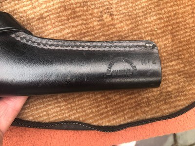 VINTAGE COLT HUNTSMAN .22 SEMI-AUTO PISTOL w/HOLSTER - Image 7 of 8