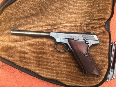 VINTAGE COLT HUNTSMAN .22 SEMI-AUTO PISTOL w/HOLSTER - Image 3 of 8