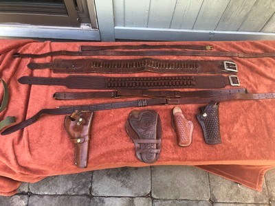 ANTIQUE COWBOY SHOOTER BIFFAR HOLSTER ,LEATHER AMMO BELTS AND SLINGS - Image 11 of 11