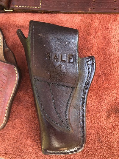 ANTIQUE COWBOY SHOOTER BIFFAR HOLSTER ,LEATHER AMMO BELTS AND SLINGS - Image 6 of 11