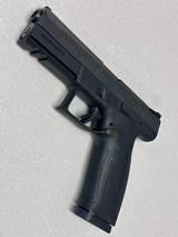 CZ P-10 F 9mm - 4 of 8