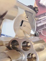 Smith & Wesson Model 629-4 Alaska Backpacker Special Order #8083 - 11 of 15