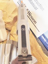 Smith & Wesson Model 629-4 Alaska Backpacker Special Order #8083 - 8 of 15
