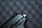 Heckler & Koch HK USP Compact 9mm - 4 of 17