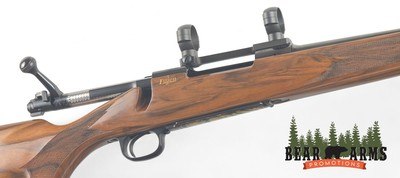 Winchester 70 Classic Featherweight NRA Edition 30 06
Only 650 Made
Fajen Stock