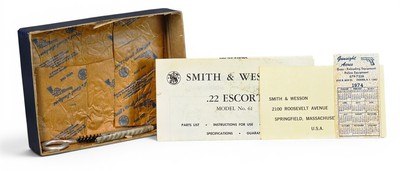 Smith & Wesson 61 Escort 22LR w/original box, papers, & S&W soft case -RARE NICKEL- - Image 3 of 12