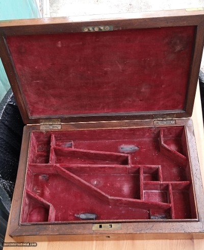 ANTIQUE - Wooden Case for two Colt pistols , fits 1849 pocket's OR Model 1862 Police - Image 4 of 7
