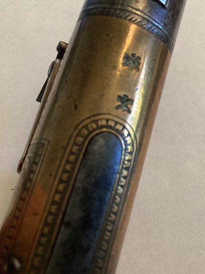 Pair of extra fine (circa 1810) English pocket pistols by Smith. w/silver wire inlay - Image 6 of 10