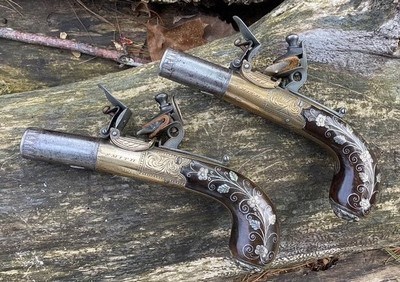 Pair of extra fine (circa 1810) English pocket pistols by Smith. w/silver wire inlay - Image 7 of 10