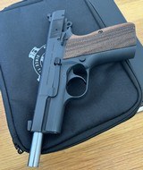 Springfield SA-35 with extras - 11 of 12