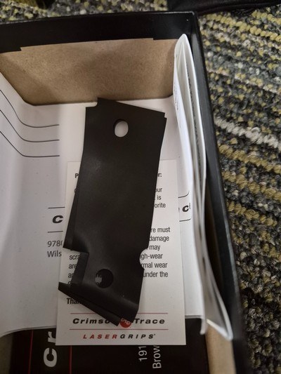 Crimson CTC Trace Laser Grip LG 404 PF 1911 Officer's and Compact - Image 4 of 5