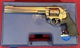 Smith & Wesson Model 647, .17 HMR as new in the box