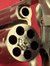 SMITH & WESSON Model 686-5 Ported Revolver 6