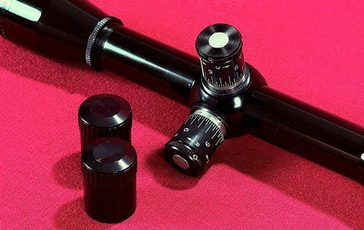 LEUPOLD 12X TARGET/VARMINT SCOPE in HIGH GLOSS BLACK with FINE PLEX RETICLE - Image 9 of 11