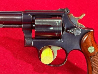 BEAUTIFUL SMITH & WESSON K-22 MASTERPIECE in ORIGINAL GOLD BOX, 22 LR, 1948 PRODUCTION - Image 4 of 20