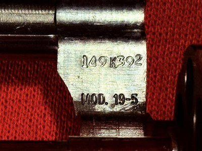 SMITH & WESSON 19-5, 357 MAGNUM, 6 INCH BARREL, BRIGHT BLUE, MADE in 1982 - Image 16 of 20