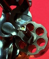 SMITH & WESSON 19-5, 357 MAGNUM, 6 INCH BARREL, BRIGHT BLUE, MADE in 1982 - Image 17 of 20