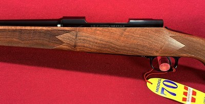 WINCHESTER MODEL 70 LW SUPER GRADE in .257 ROBERTS, NEW IN BOX - Image 3 of 20
