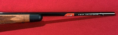WINCHESTER MODEL 70 LW SUPER GRADE in .257 ROBERTS, NEW IN BOX - Image 9 of 20