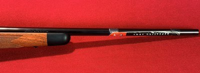 WINCHESTER MODEL 70 LW SUPER GRADE in .257 ROBERTS, NEW IN BOX - Image 5 of 20