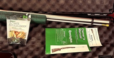 REMINGTON 700 ULTIMATE MUZZLELOADER, 50 CAL. NEW IN BOX - Image 3 of 20