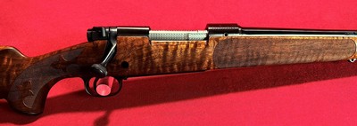WINCHESTER MODEL 70 