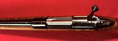 WINCHESTER MODEL 70 
