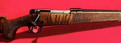 WINCHESTER MODEL 70 