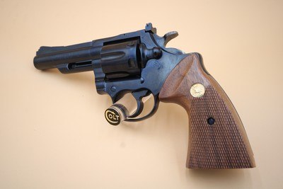 Colt Trooper III 1979 22 mag 4