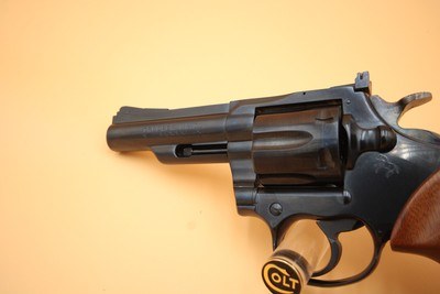 Colt Trooper III 1979 22 mag 4