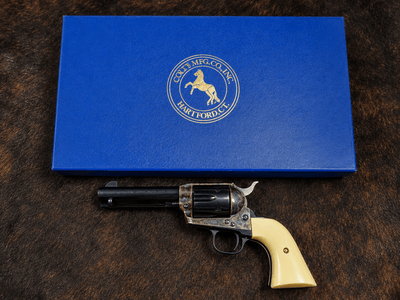 Colt Single Action Army .45 Colt, 43/4? Barrel, Case Colored — Box, Papers & Extra Grips - Image 3 of 4