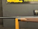 Weatherby Mark V Delux 7mm WBY MAG - 13 of 16