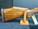 *** NEAR NEW COLLECTORS *** WEATHERBY DELUXE MARK V 416 WITH MUZZLE BREAK - 2 of 16